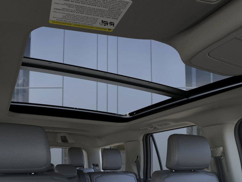 New 2025 Ford Expedition Active image 22