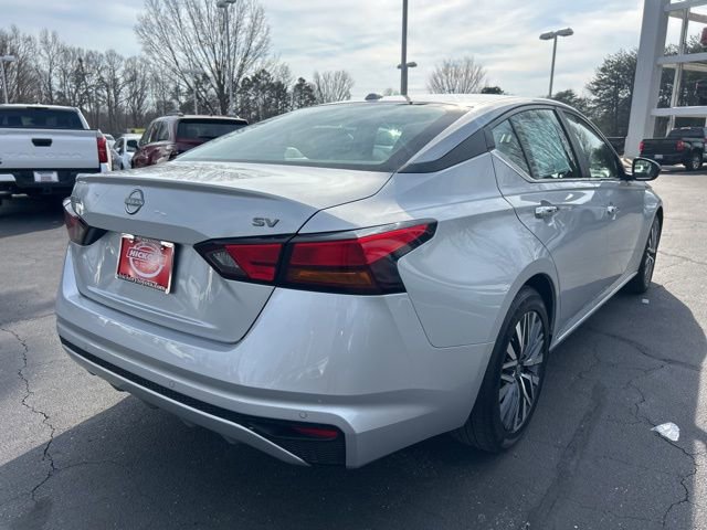 Used 2024 Nissan Altima 2.5 SV image 5