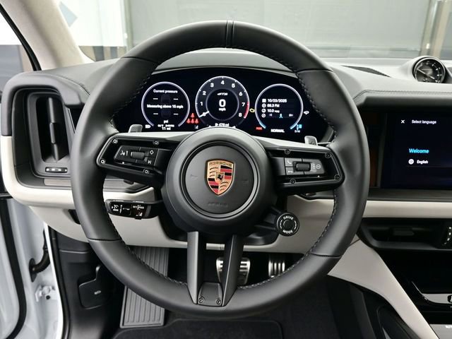 New 2026 Porsche Cayenne GTS image 8