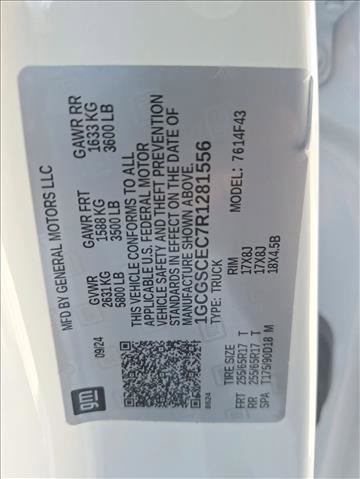 Used 2024 Chevrolet Colorado LT image 23