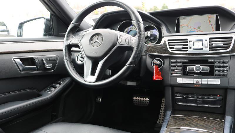 Used 2014 Mercedes-Benz E 350 Sedan image 20