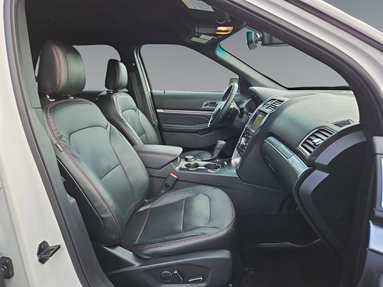 Used 2018 Ford Explorer Sport w/ Equipment Group 401A image 15