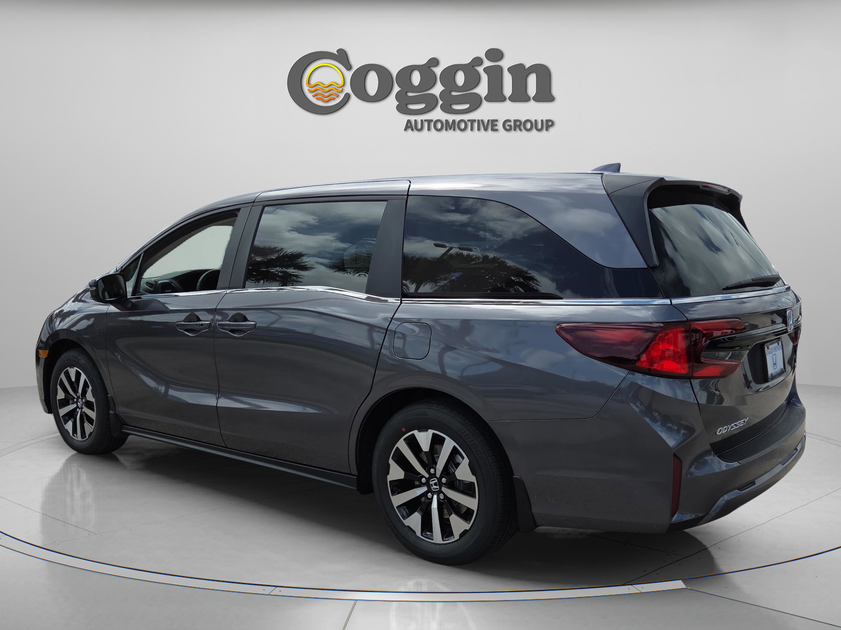 New 2026 Honda Odyssey EX-L image 4