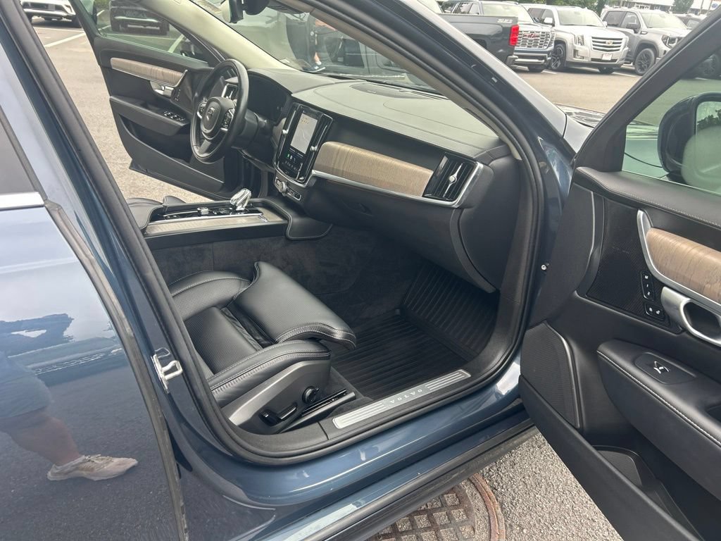 Used 2022 Volvo S90 B6 Inscription w/ Advanced Package AWD/4WD image 41