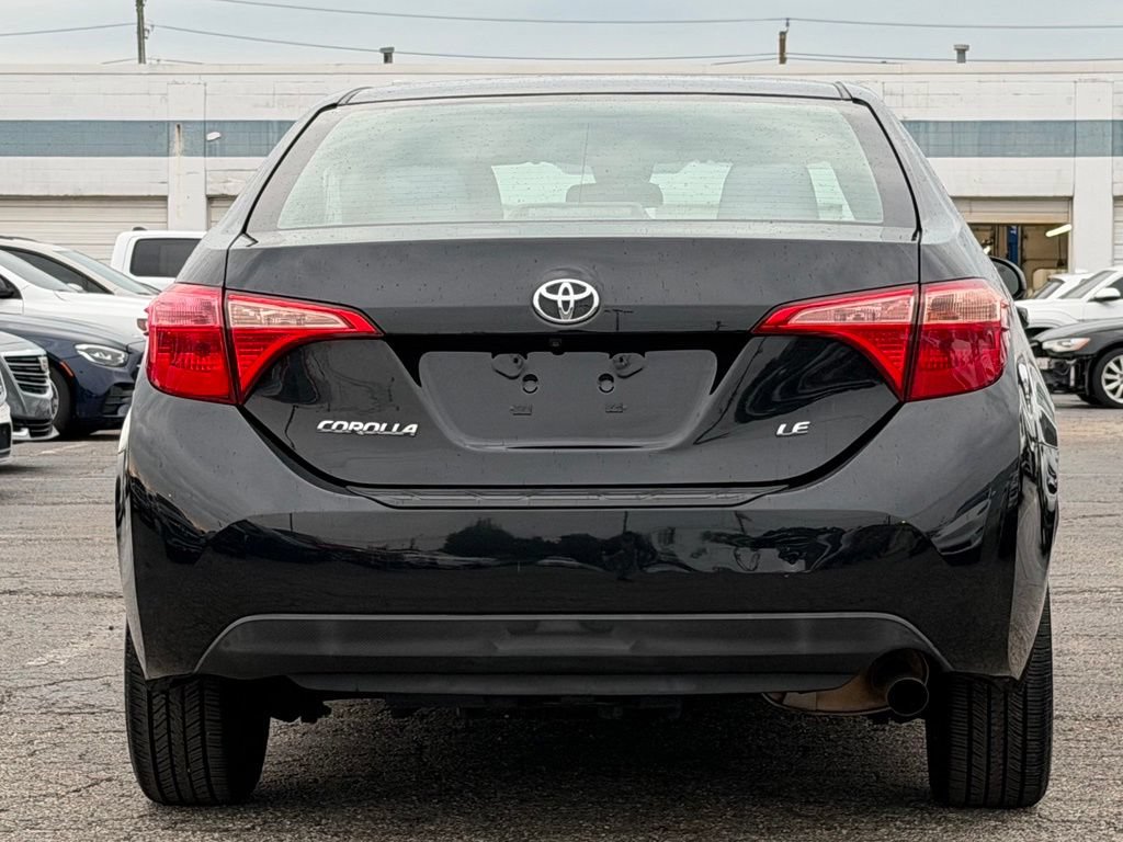 Used 2018 Toyota Corolla LE FWD image 6
