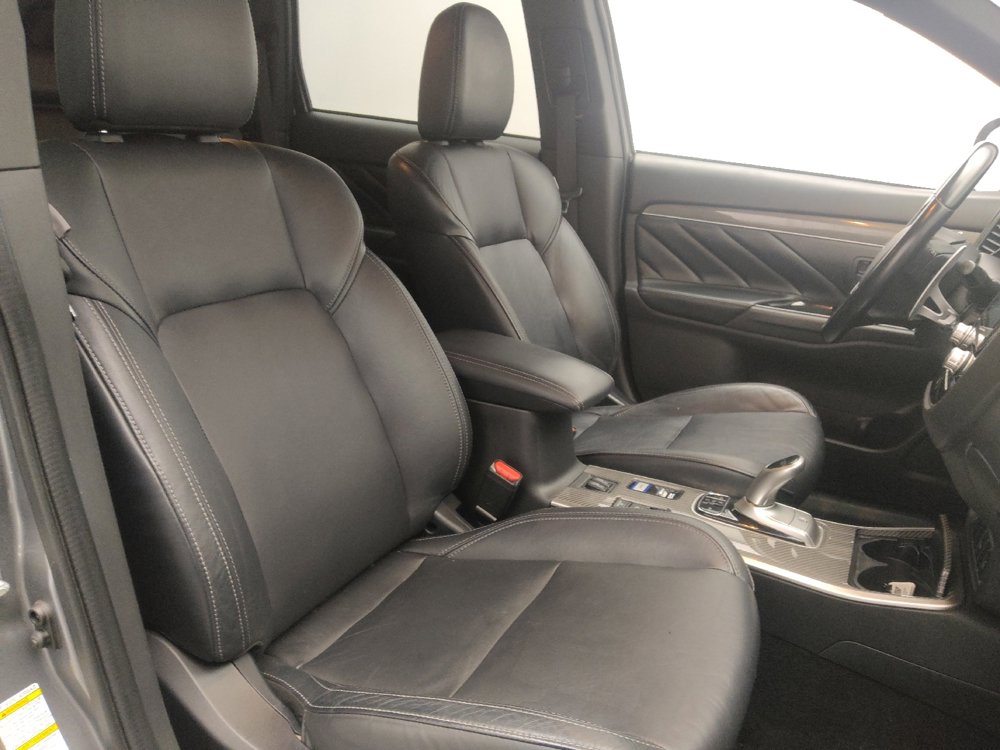 Used 2022 Mitsubishi Outlander SEL image 21