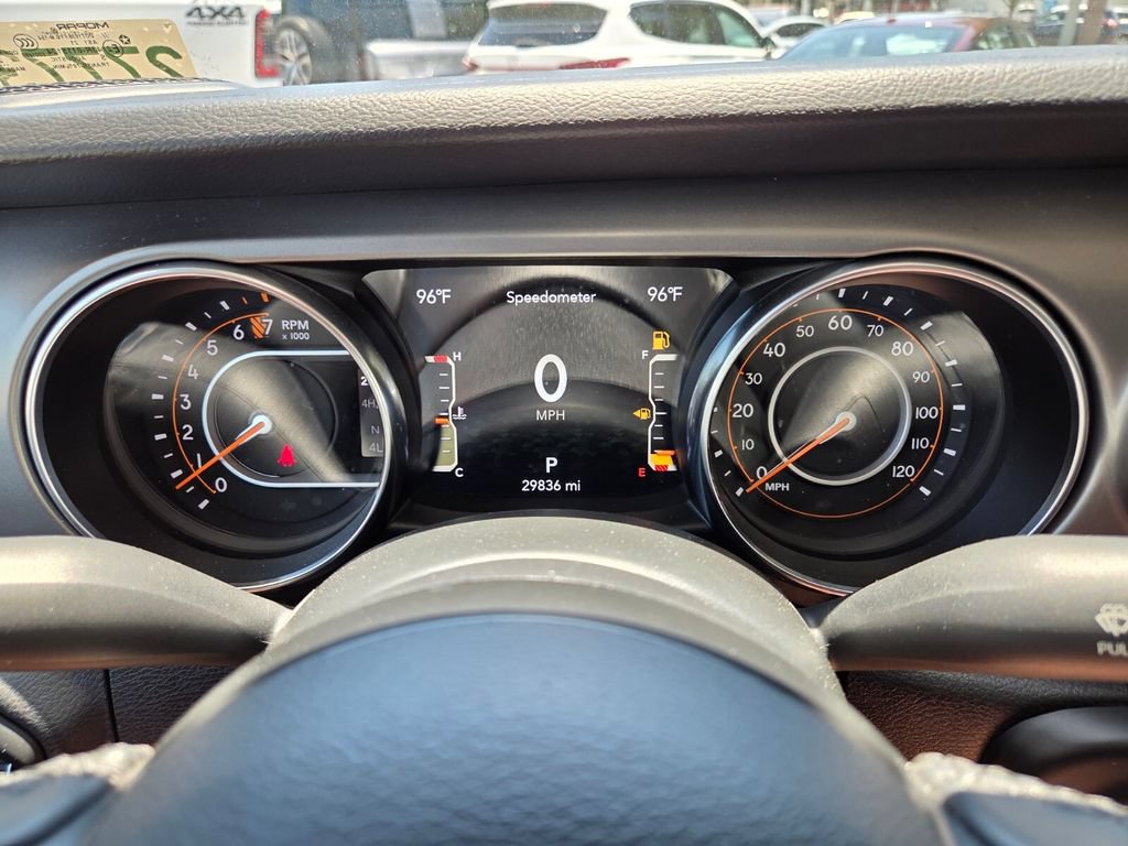Used 2021 Jeep Gladiator Sport AWD/4WD image 32