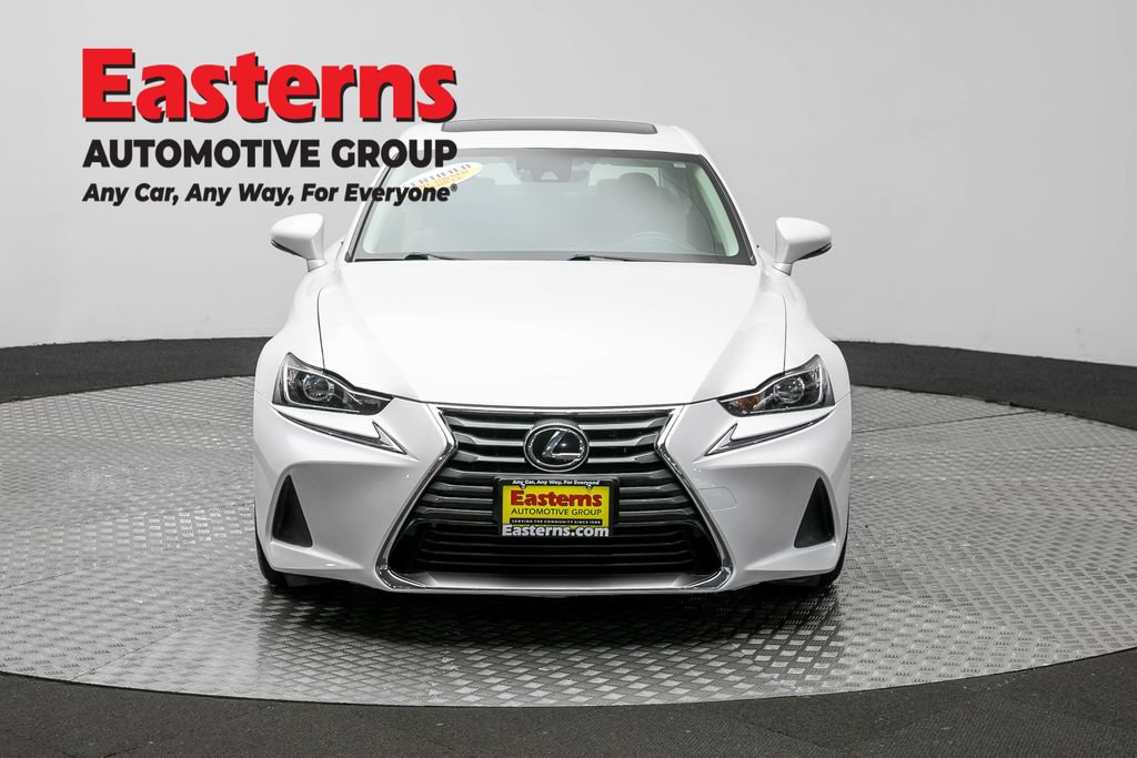 Used 2018 Lexus IS 300 AWD image 2