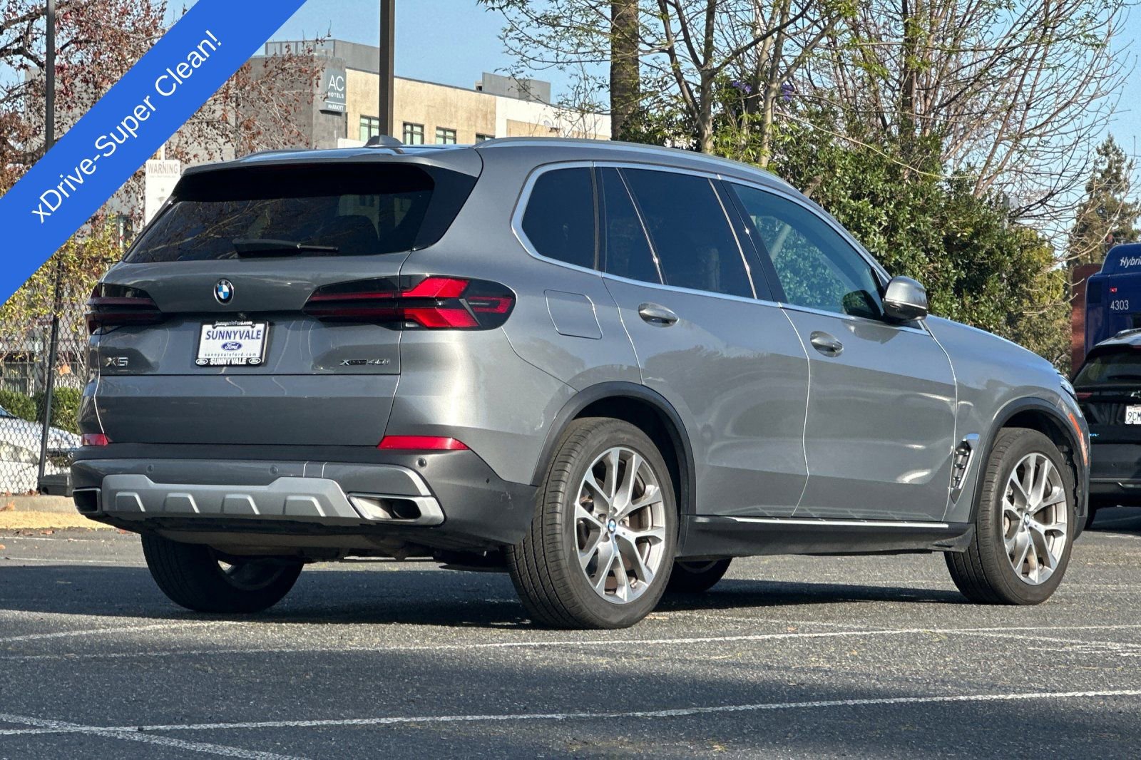 Used 2024 BMW X5 xDrive40i AWD/4WD image 4