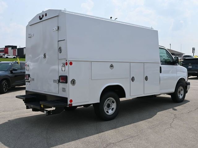 New 2025 Chevrolet Express 3500 w/ Power Convenience Package image 5