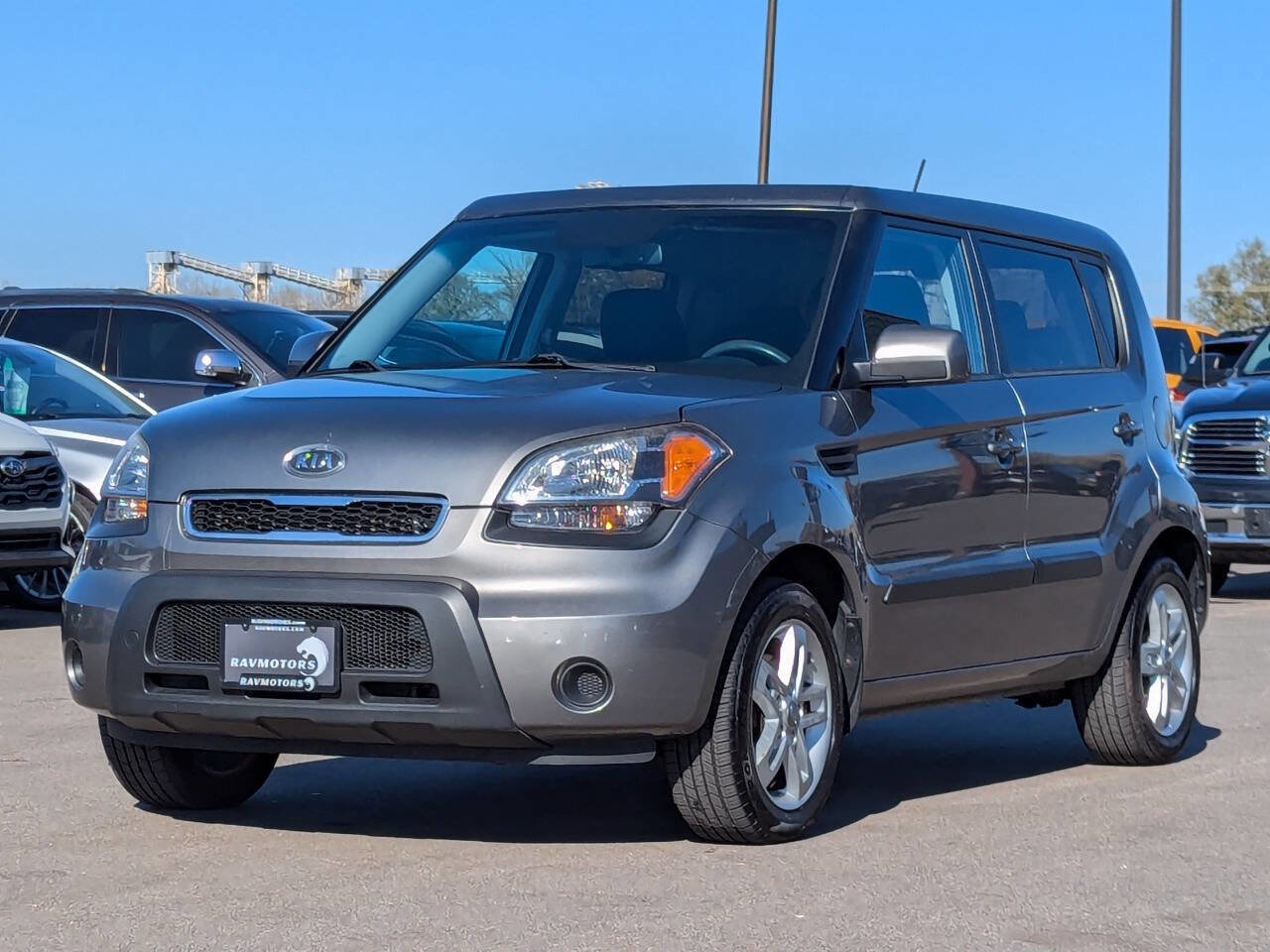 Used 2011 Kia Soul + w/ Audio Pkg image 8