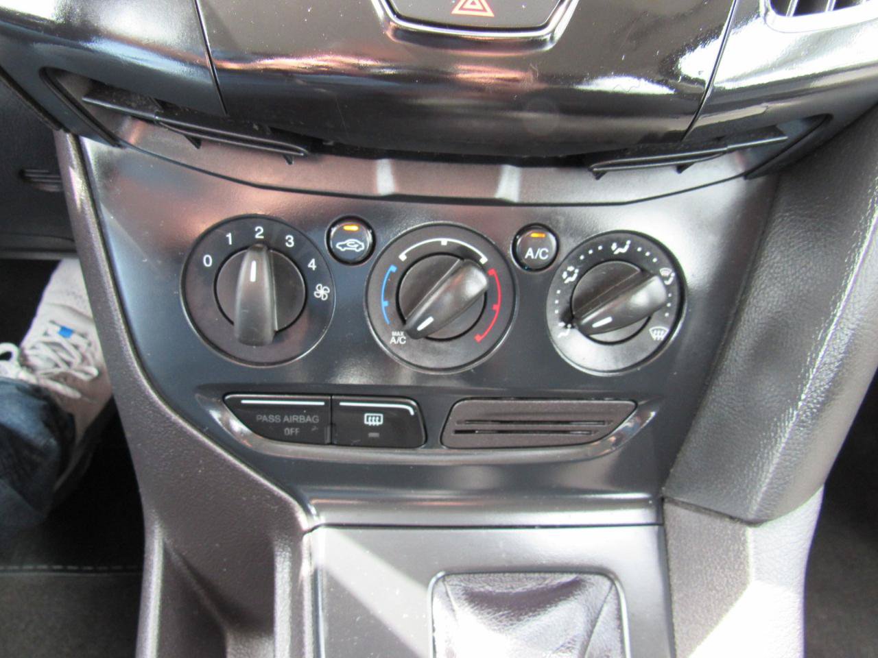 Used 2014 Ford Focus S FWD image 20