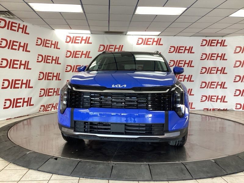 New 2026 Kia Sportage EX w/ EX Panorama Roof Package FWD image 2