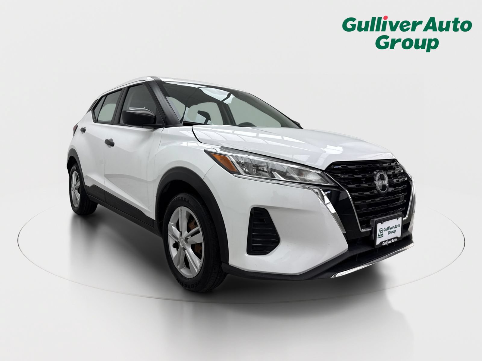 Used 2023 Nissan Kicks S FWD image 13
