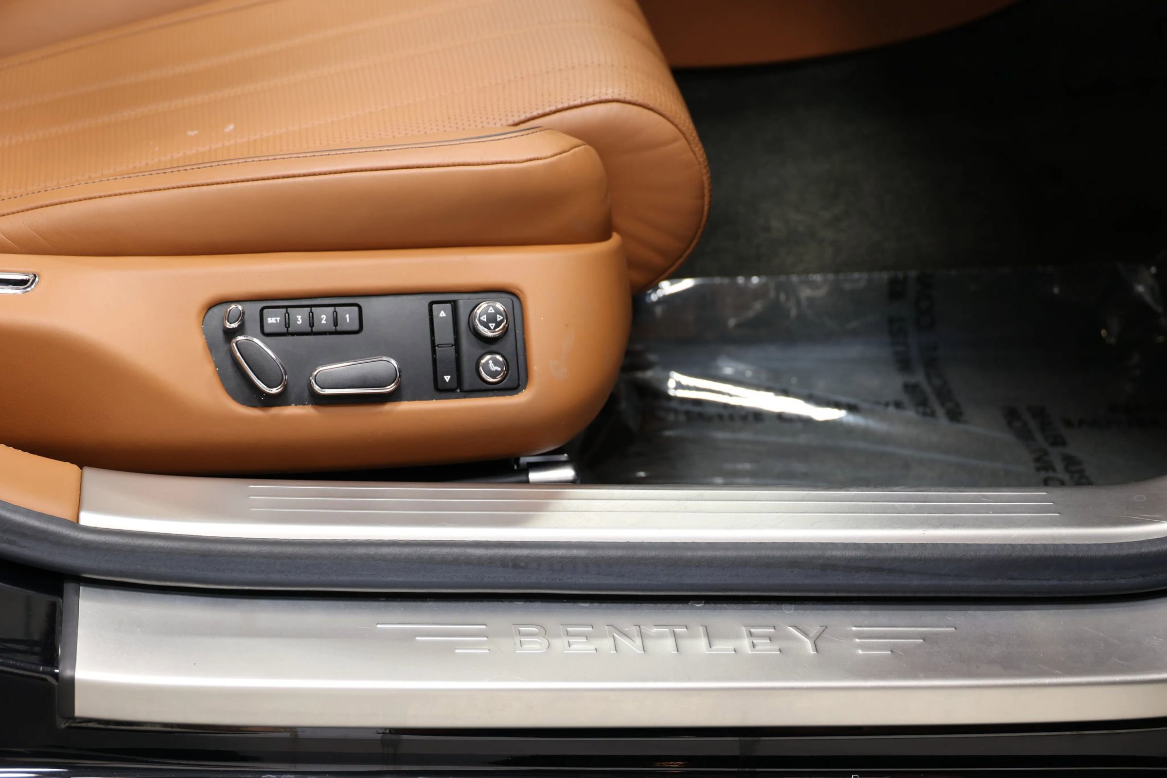 Used 2015 Bentley Flying Spur V8 AWD/4WD image 69