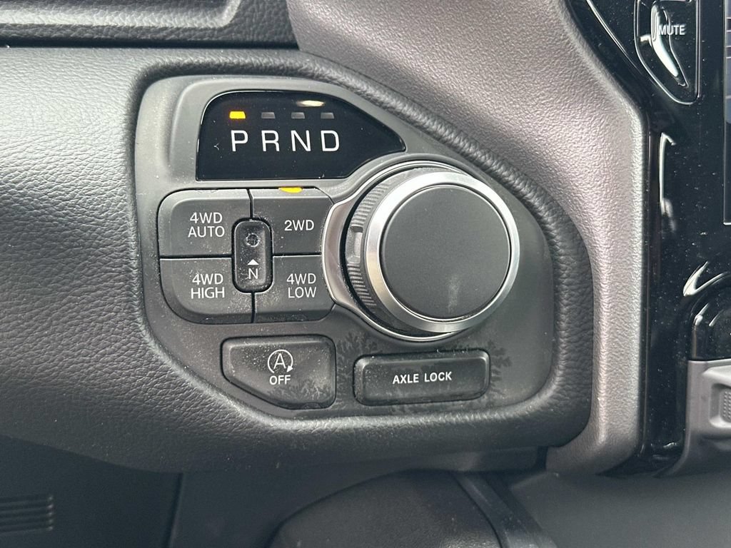 New 2026 RAM 1500 Big Horn AWD/4WD image 23