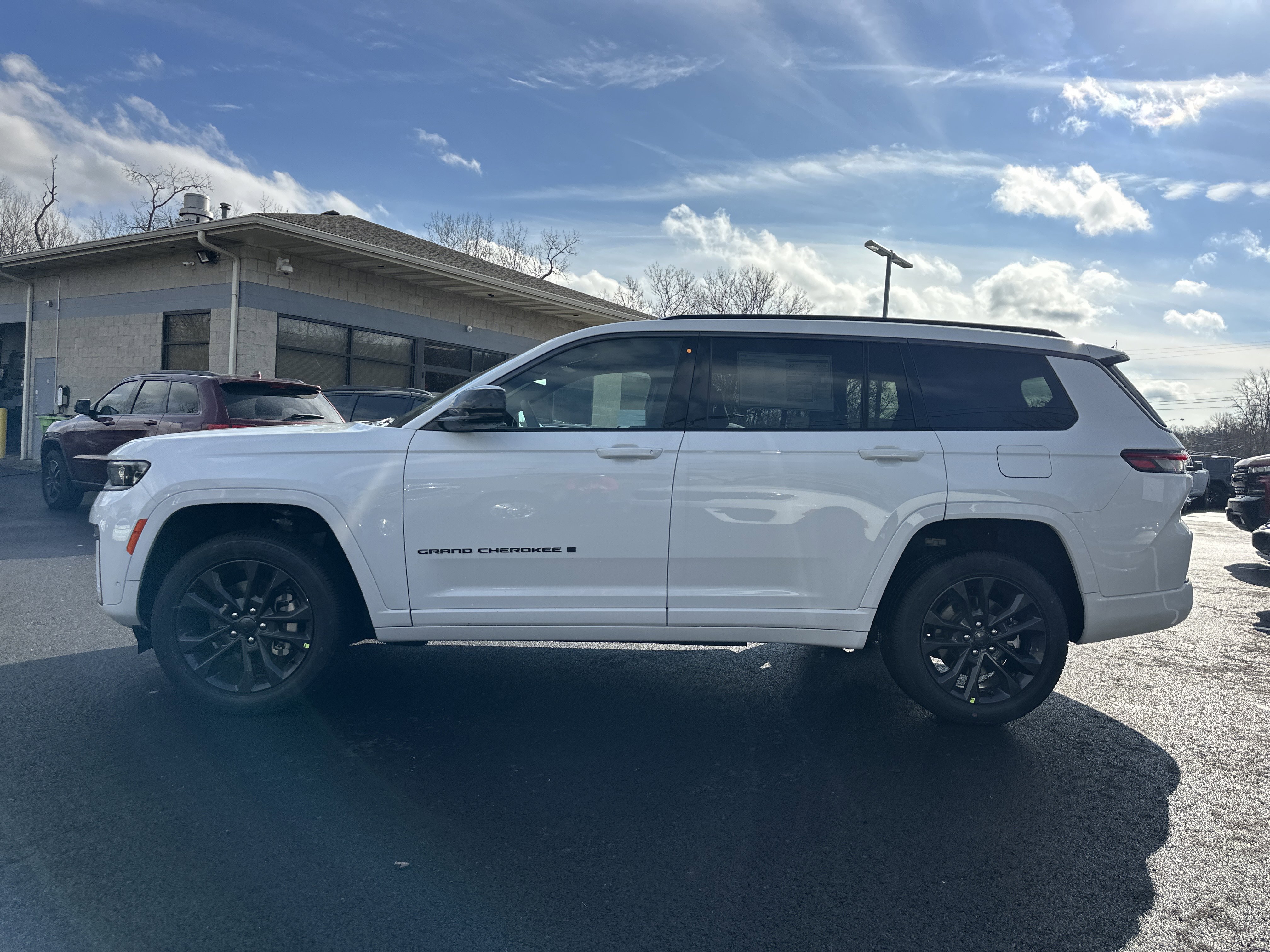 New 2026 Jeep Grand Cherokee L Limited image 27