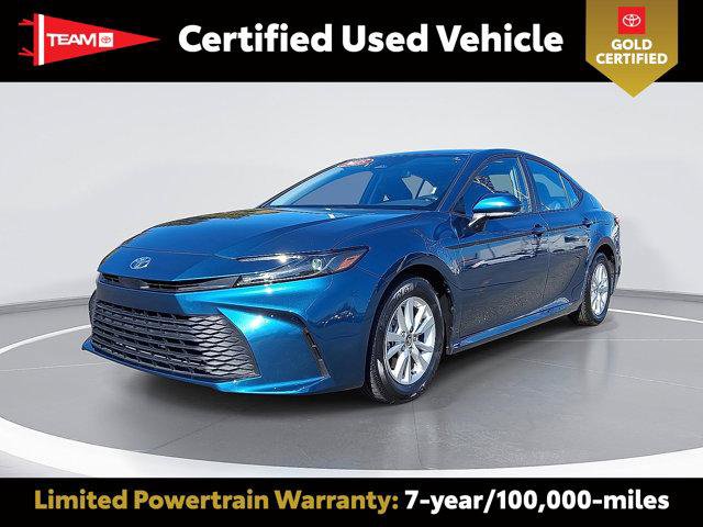 Certified 2025 Toyota Camry LE image 1