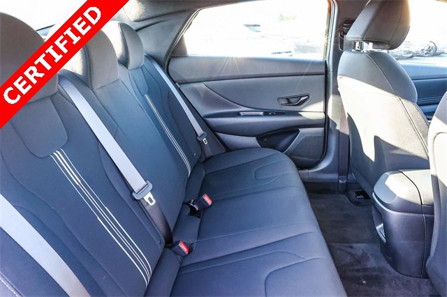 Certified 2025 Hyundai Elantra SEL image 20