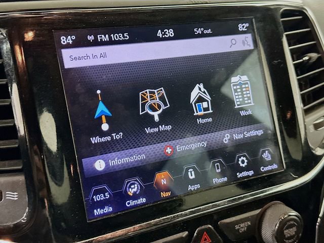 Used 2020 Jeep Grand Cherokee Limited w/ Luxury Group II image 17