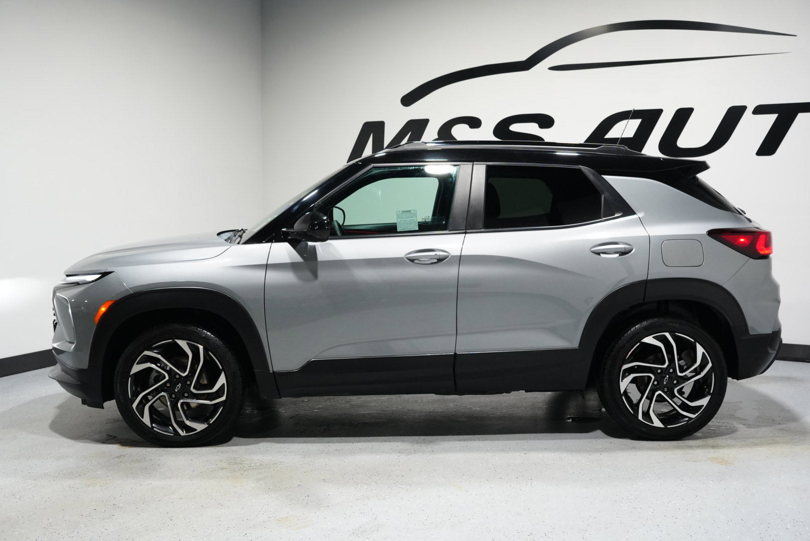 Used 2024 Chevrolet TrailBlazer RS w/ Convenience Package image 5