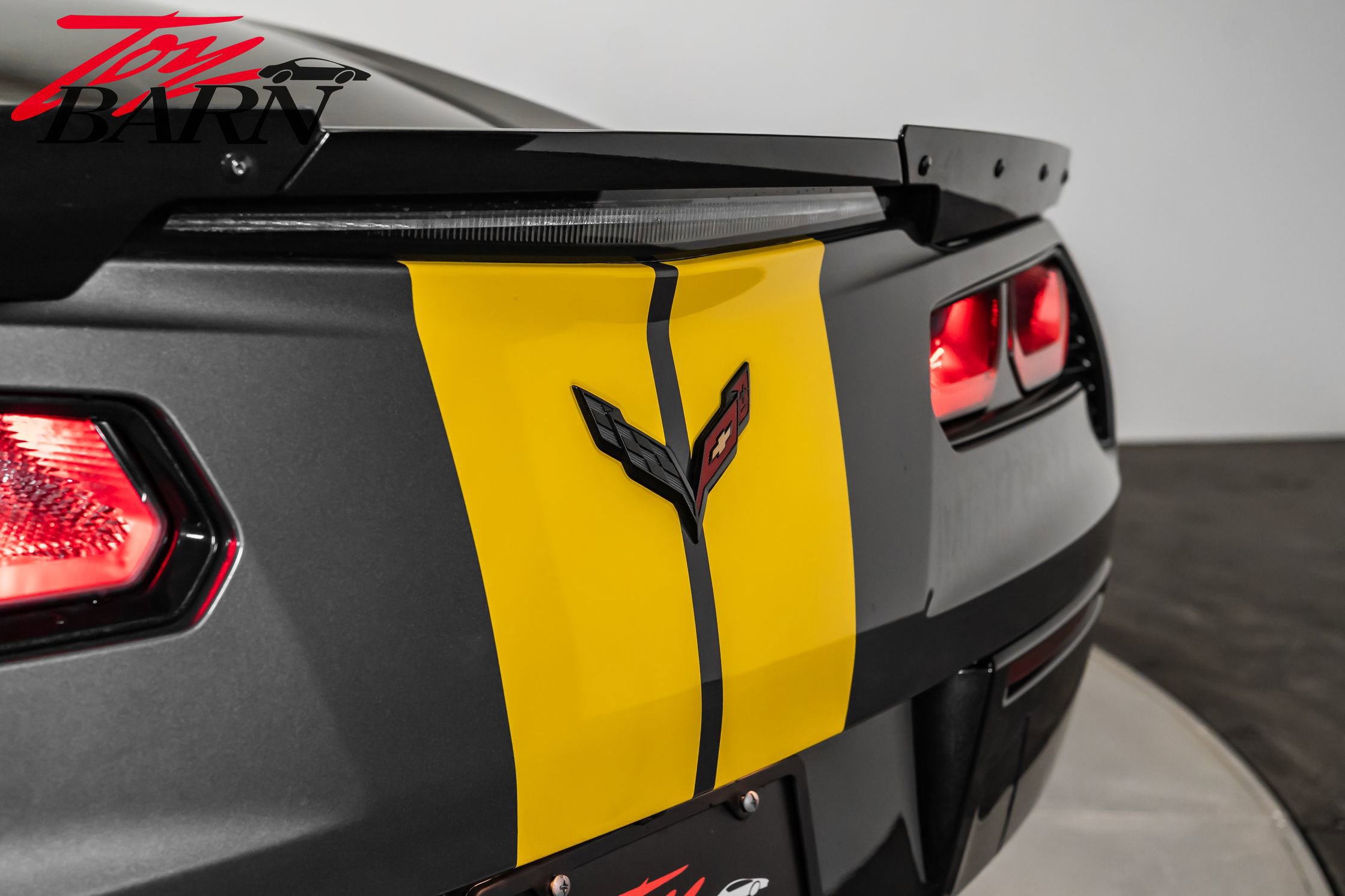 Used 2016 Chevrolet Corvette Z06 w/ 3LZ Preferred Equipment Group image 21