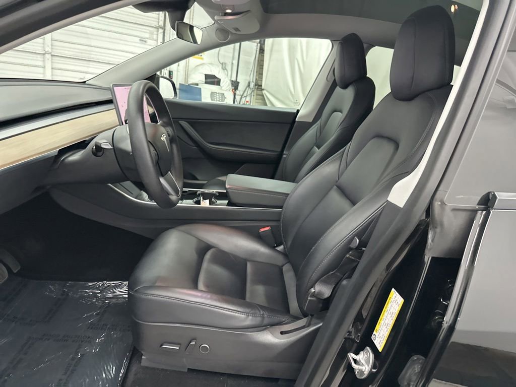 Used 2021 Tesla Model Y Long Range AWD/4WD image 13