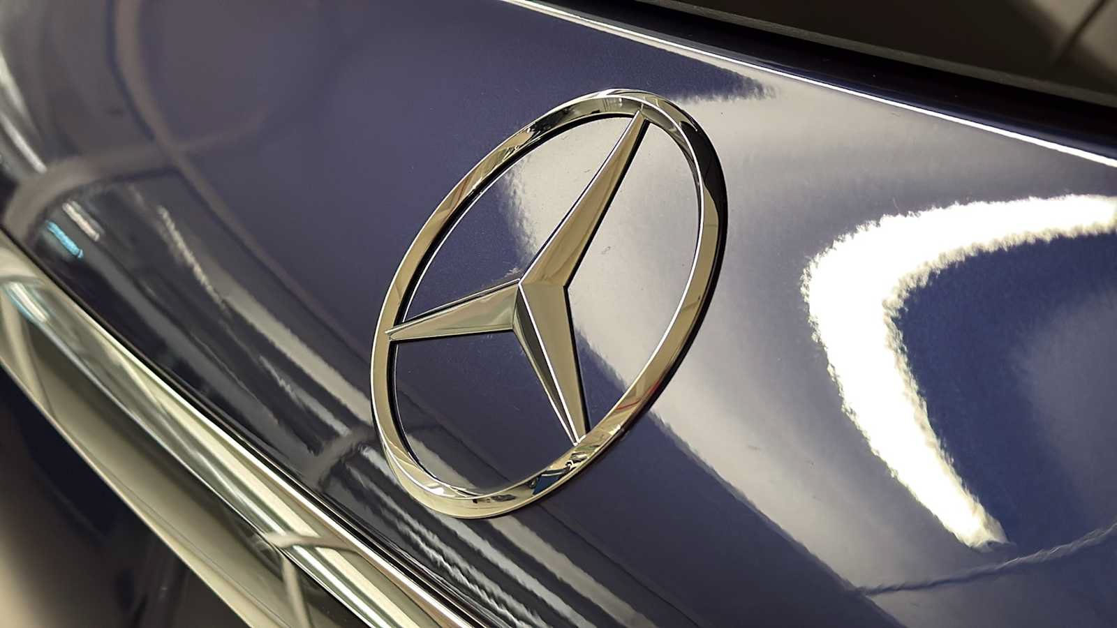 New 2026 Mercedes-Benz GLS 450 4MATIC image 8