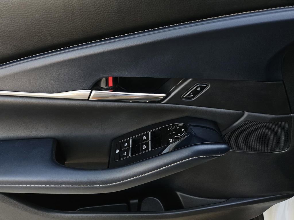 Used 2021 MAZDA CX-30 AWD 2.5 S w/ Preferred Package image 19