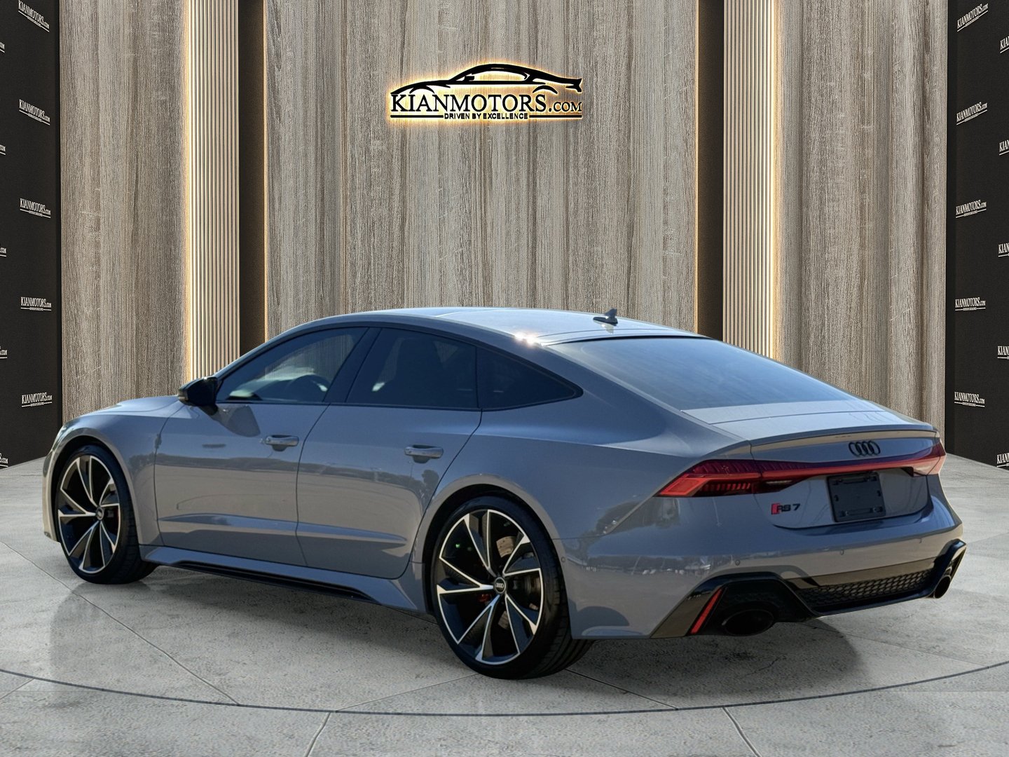 Used 2023 Audi RS 7 Sportback AWD/4WD image 8