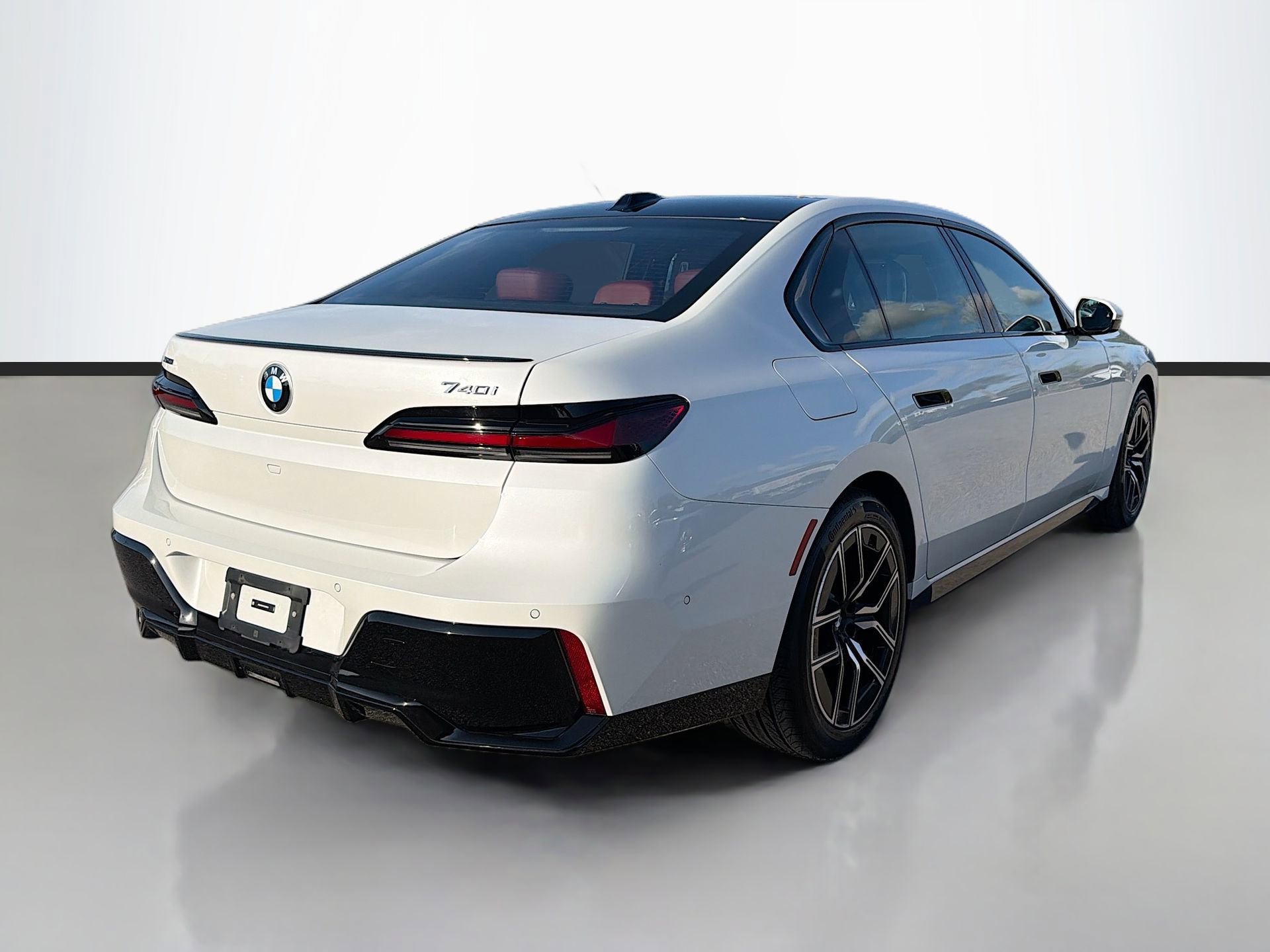 Certified 2025 BMW 740i xDrive image 4