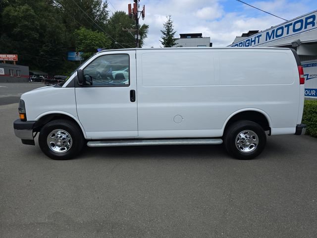 Used 2023 Chevrolet Express 2500 w/ Driver Convenience Package image 3