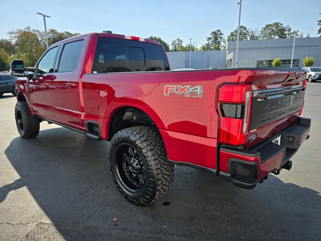 Used 2025 Ford F350 Platinum image 5