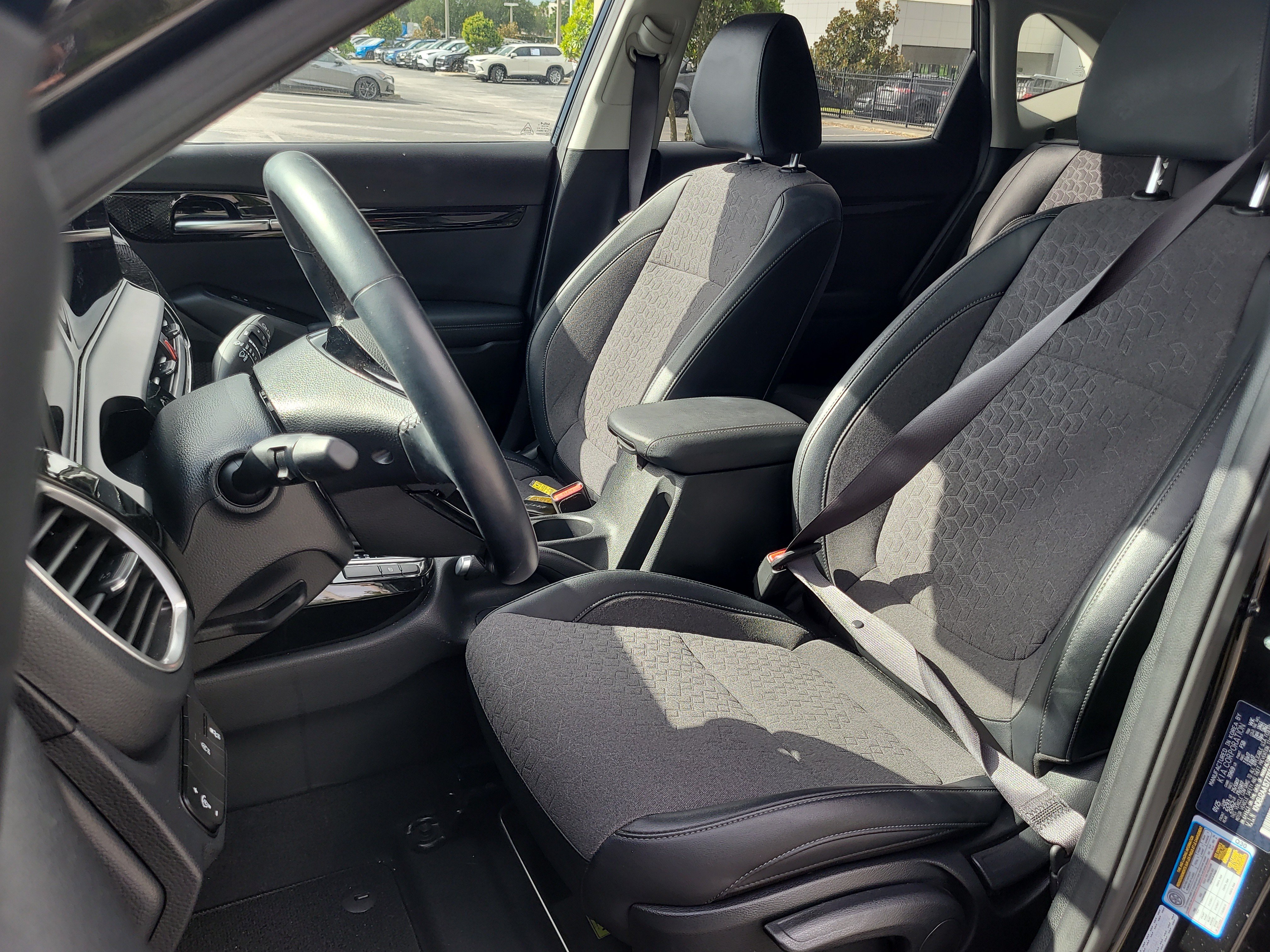 Used 2025 Kia Seltos S FWD image 20