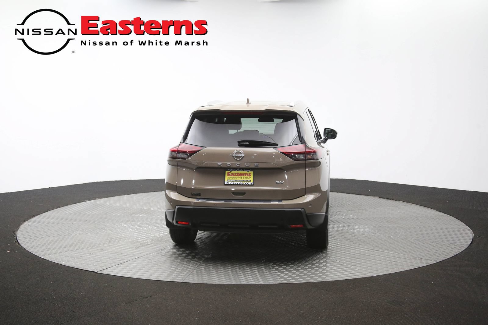 Used 2024 Nissan Rogue SV w/ SV Premium Package FWD image 37