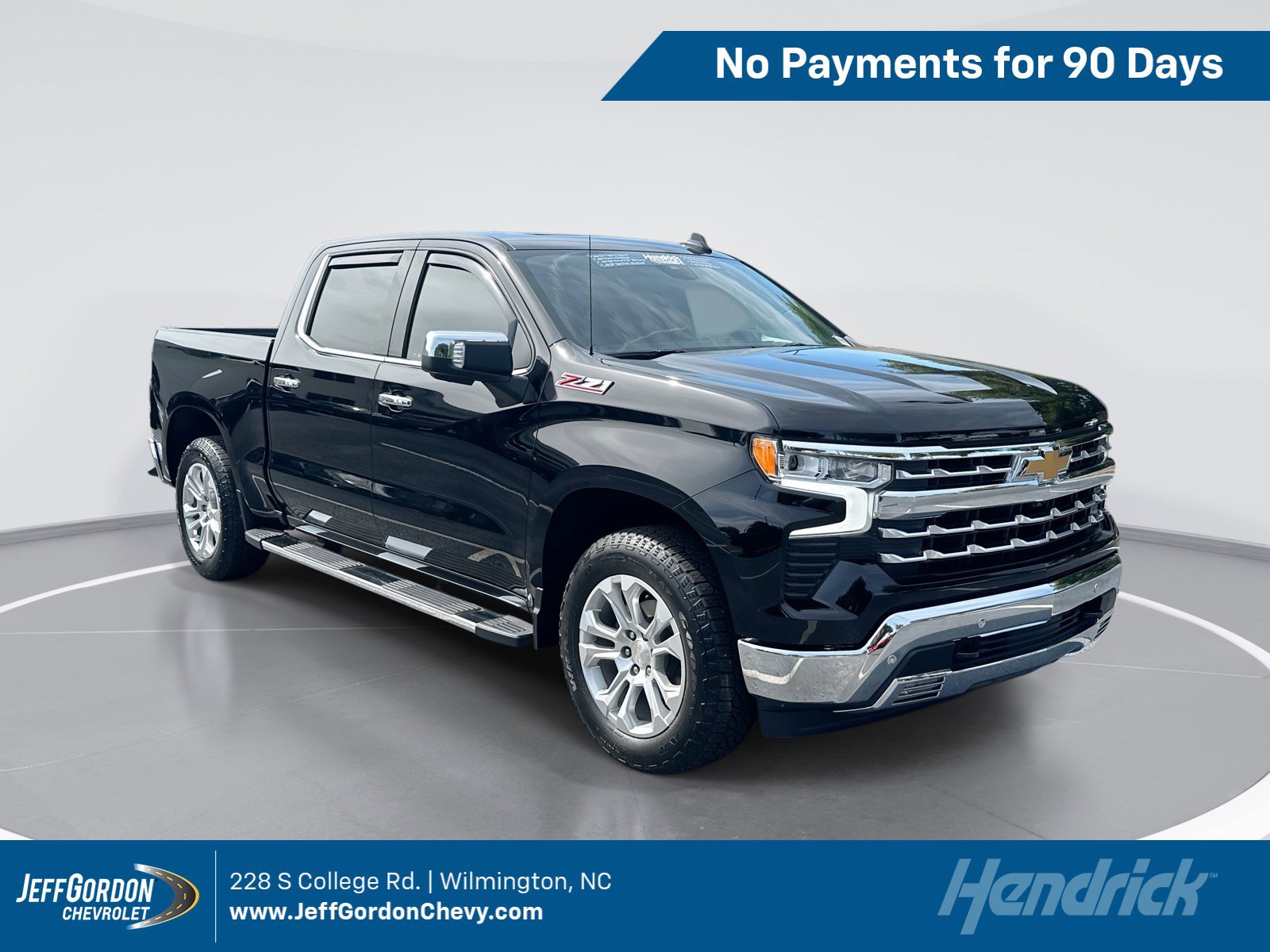 Used 2023 Chevrolet Silverado 1500 LTZ AWD/4WD image 1