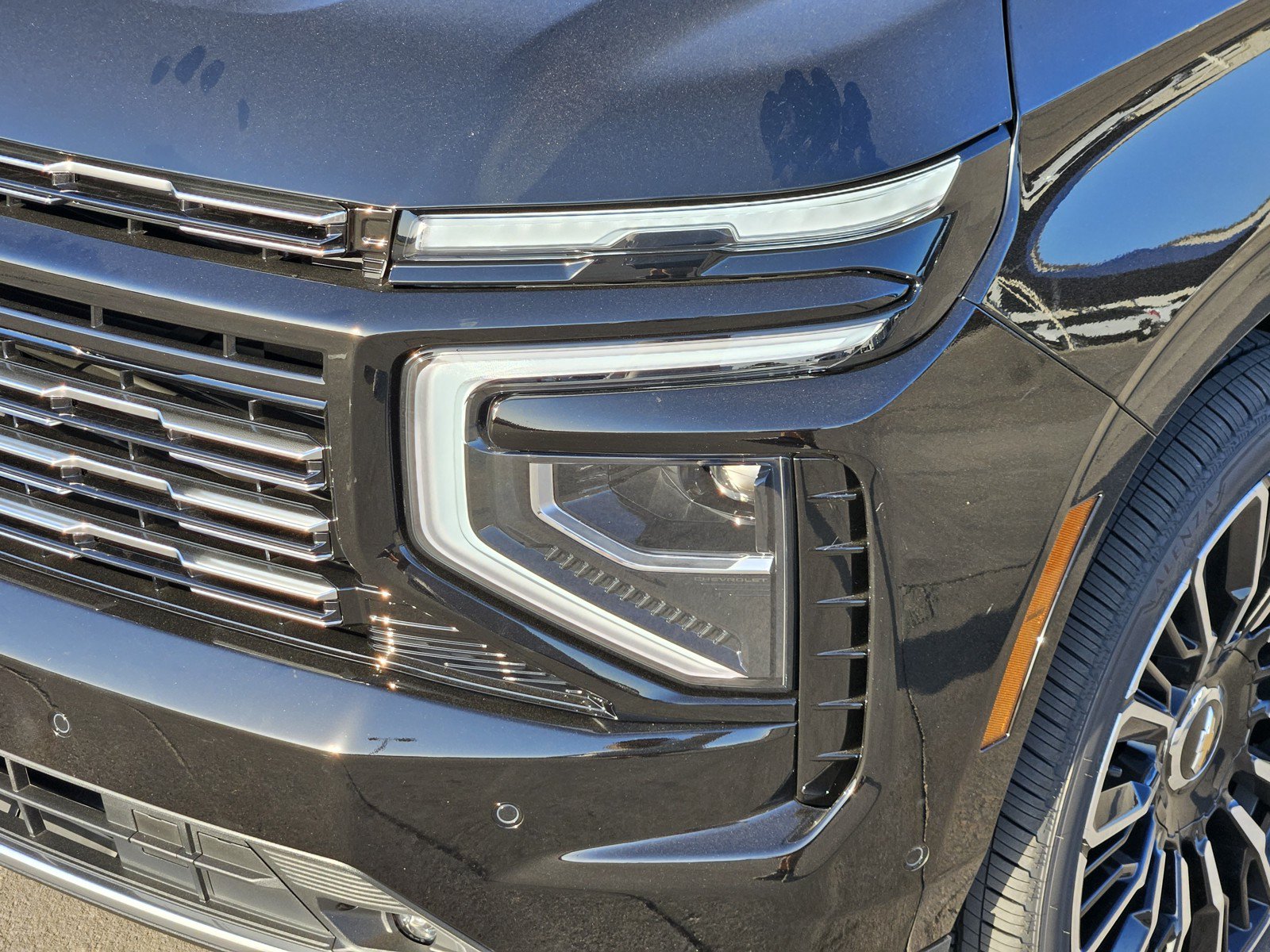 New 2026 Chevrolet Tahoe High Country AWD/4WD image 5