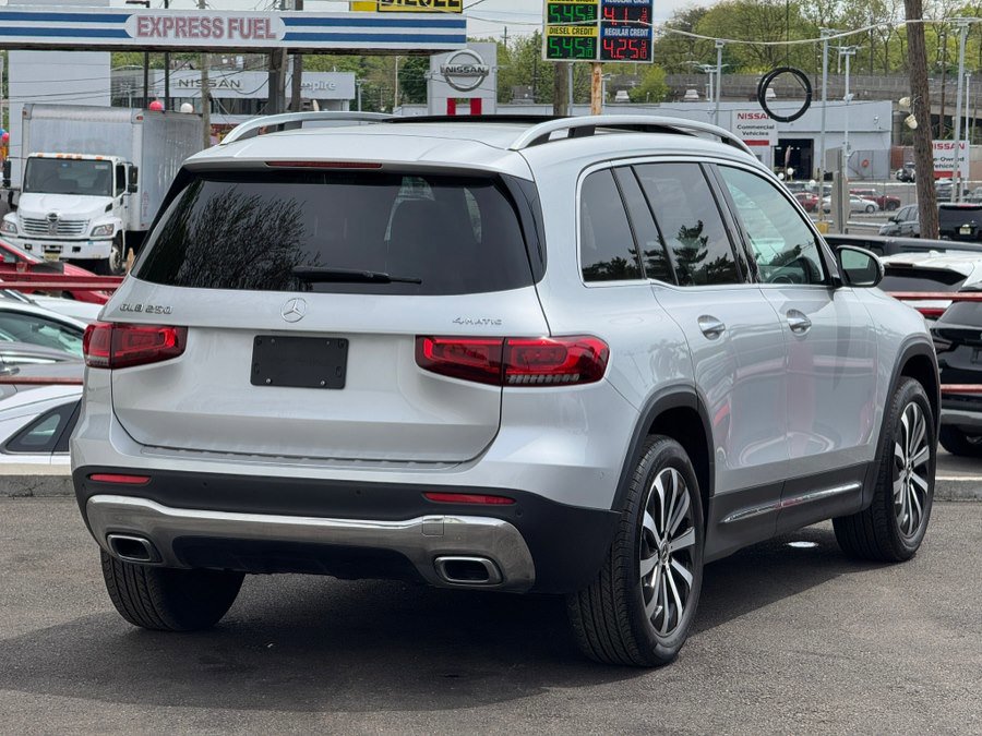 Used 2020 Mercedes-Benz GLB 250 4MATIC image 12