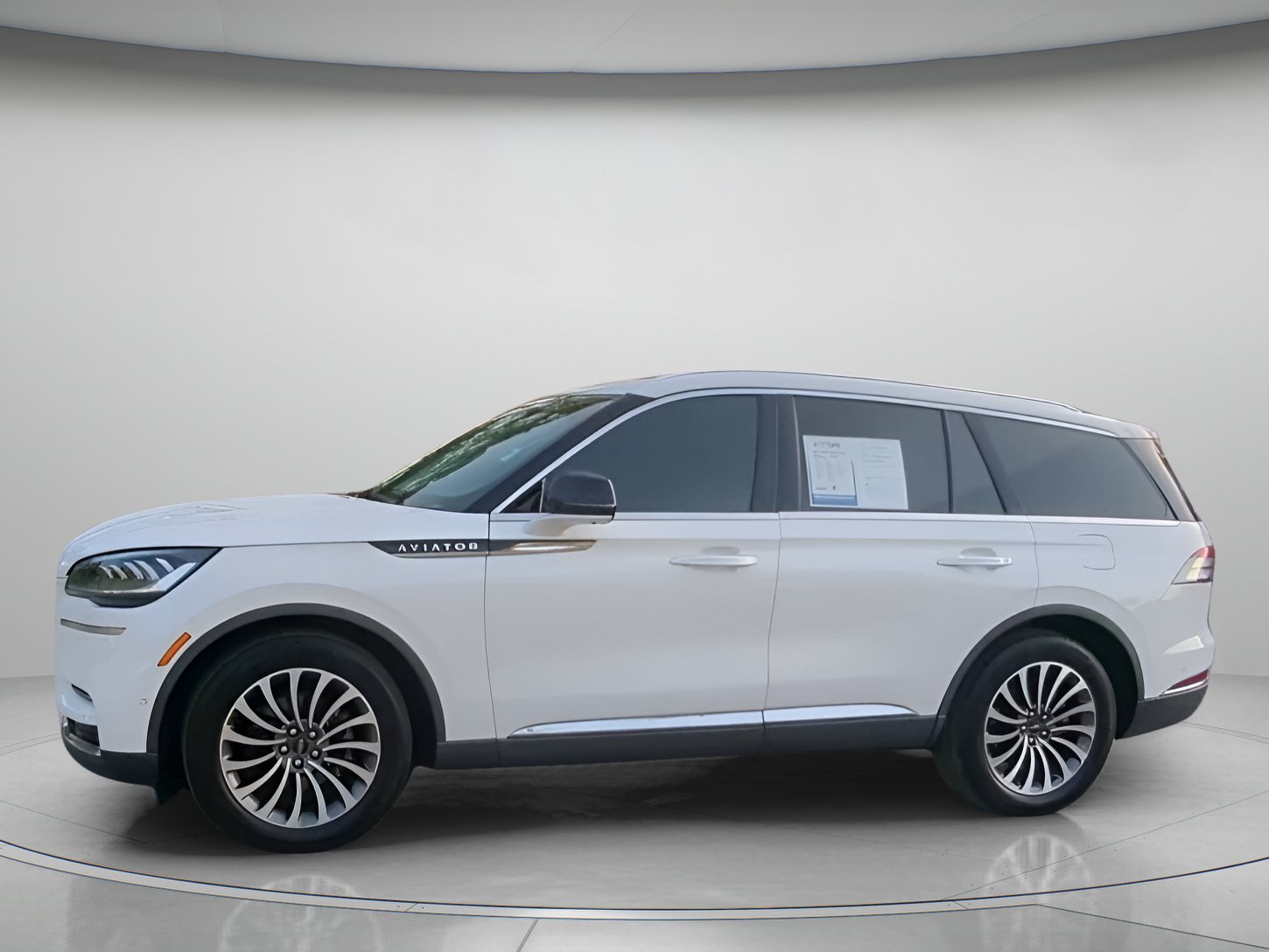 Used 2023 Lincoln Aviator Reserve w/ Equipment Group 201A RWD image 15