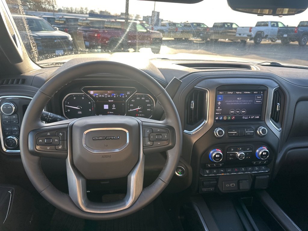 Used 2023 GMC Sierra 3500 Denali w/ Denali Ultimate Package image 17