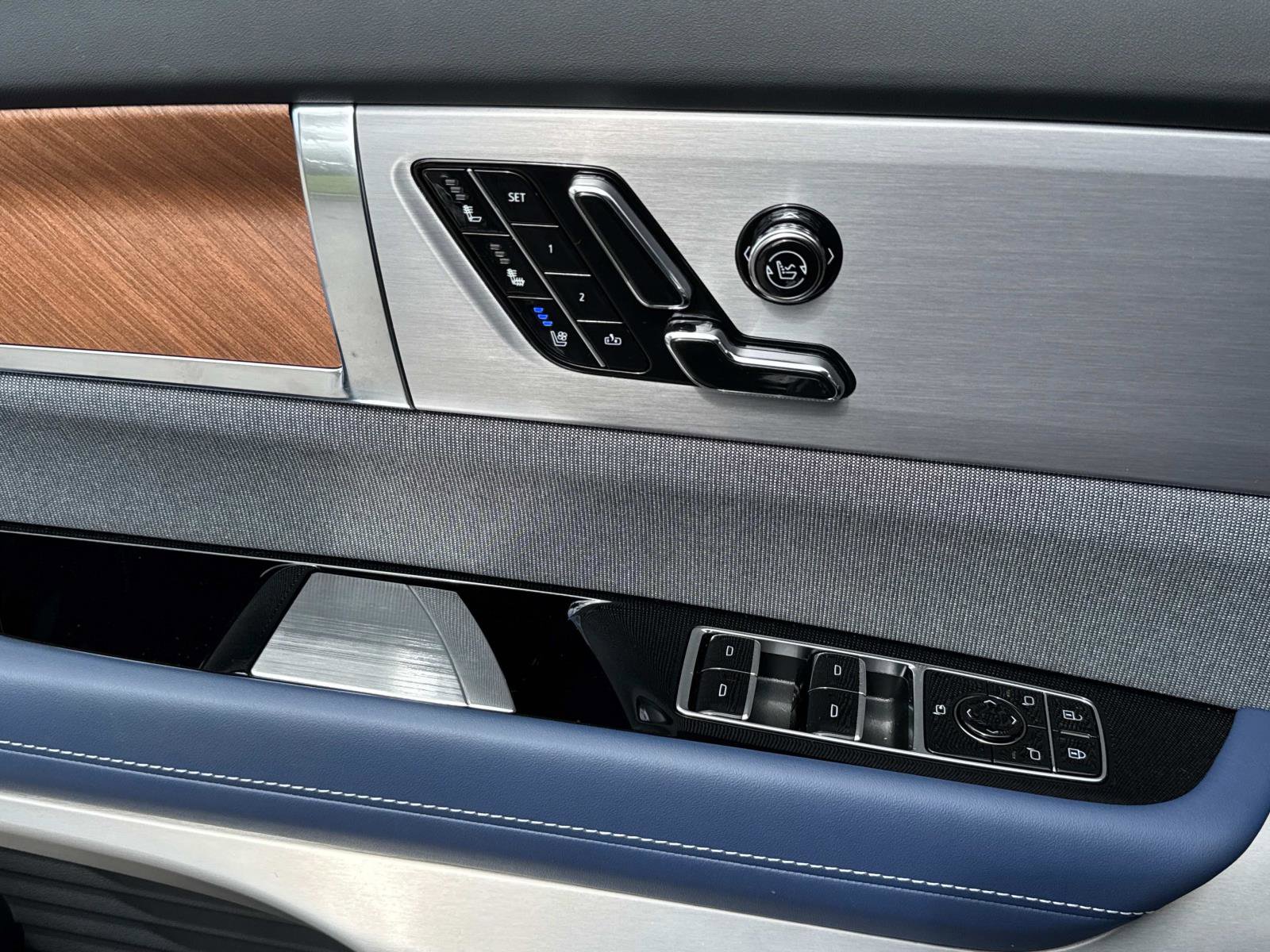 New 2026 Cadillac Vistiq Premium Luxury image 20