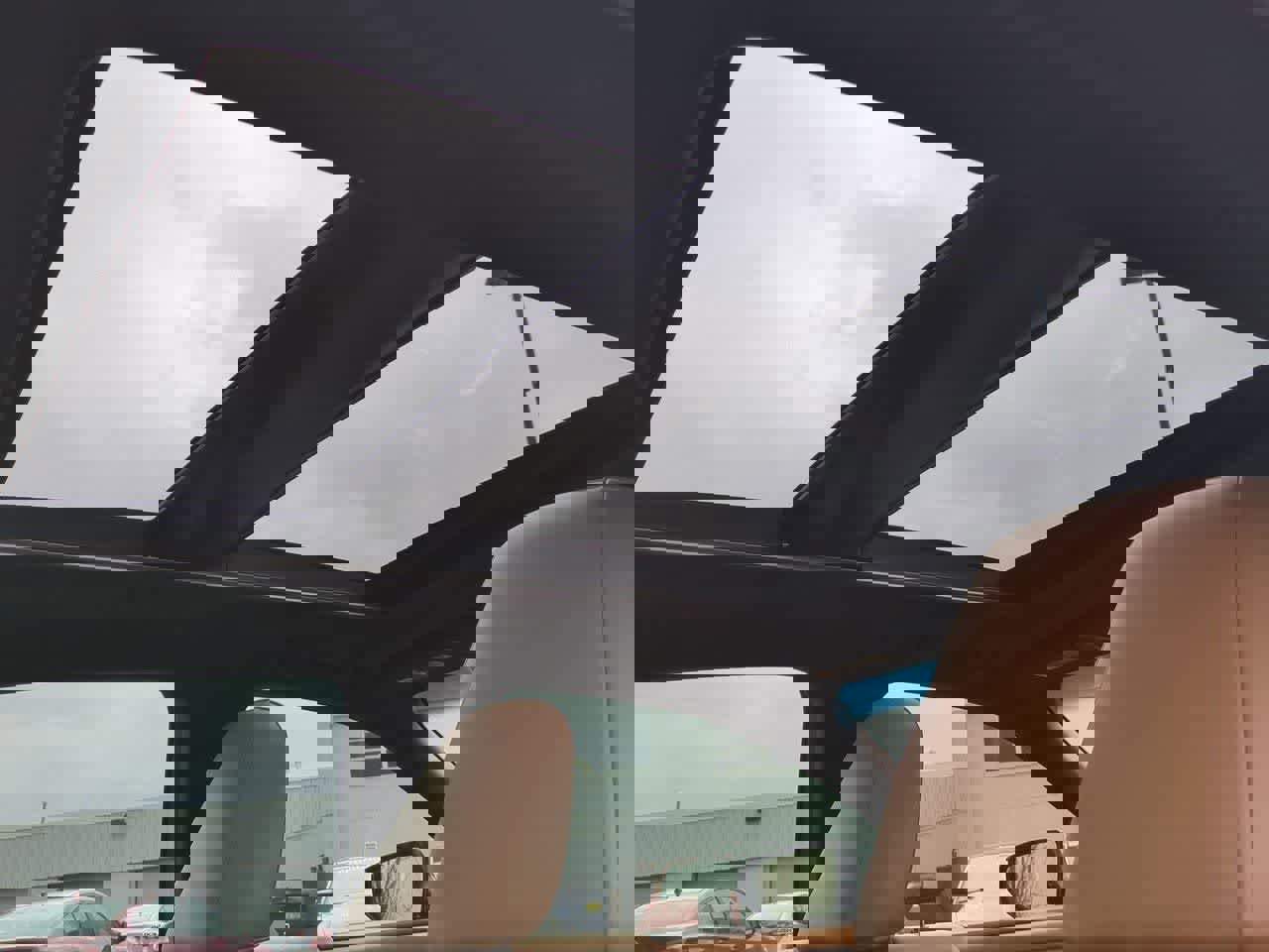 Used 2019 Lexus ES 350 Luxury w/ Accessory Package image 21