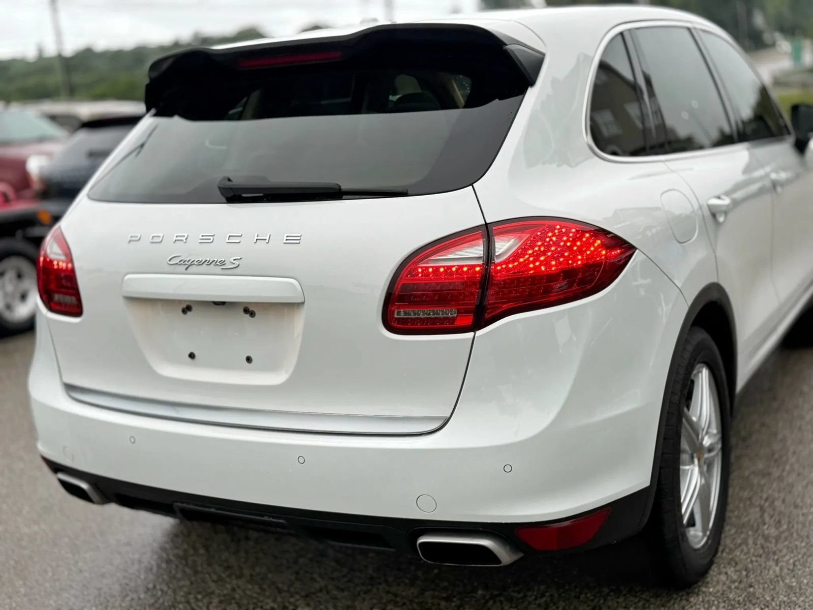 Used 2014 Porsche Cayenne S AWD/4WD image 19