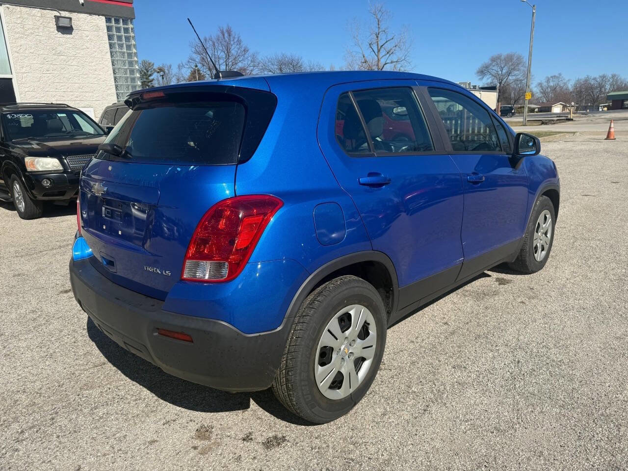 Used 2016 Chevrolet Trax LS image 3
