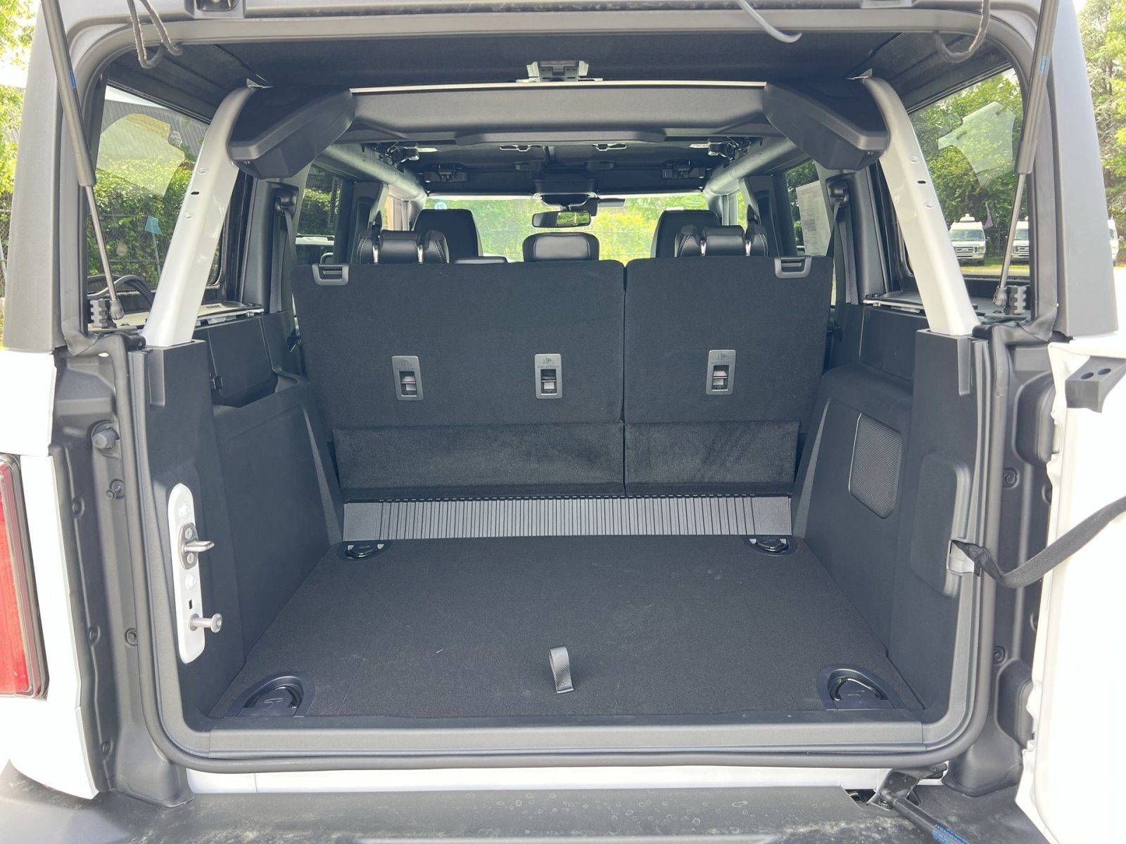New 2026 Ford Bronco Outer Banks w/ Sasquatch Package AWD/4WD image 25