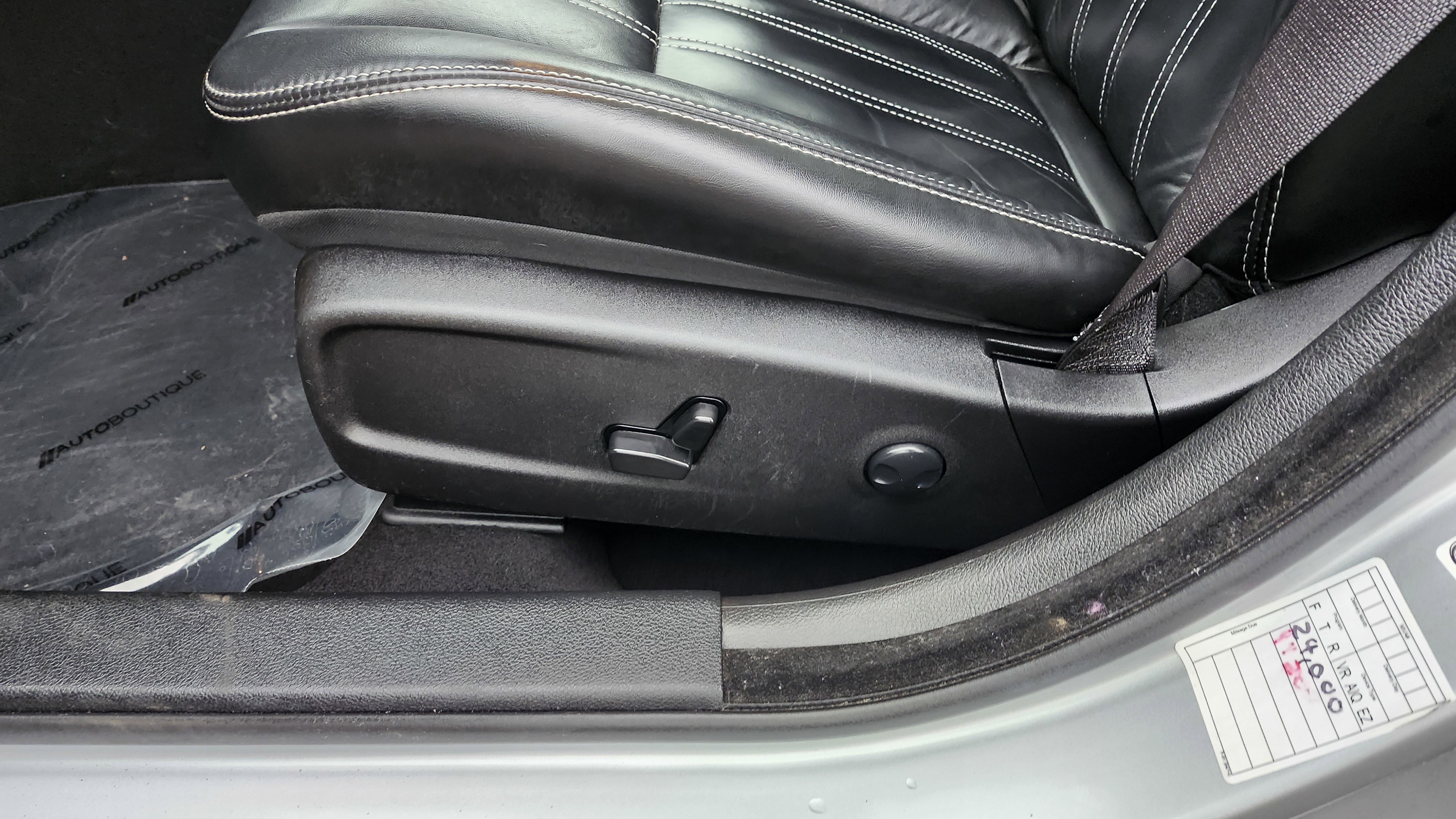 Used 2023 Chrysler 300 S image 26