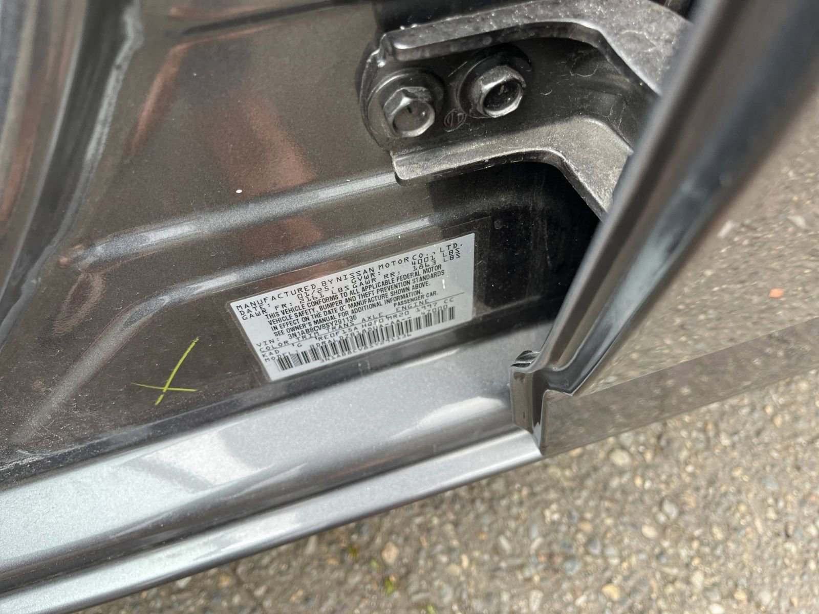 Used 2025 Nissan Sentra SV FWD image 29