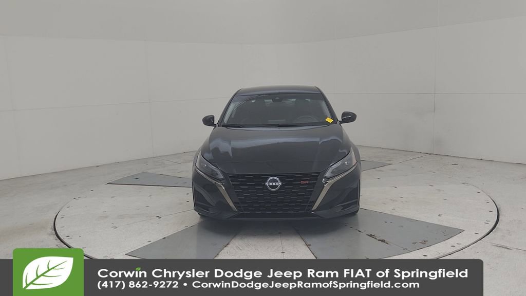 Used 2025 Nissan Altima 2.5 SR image 6