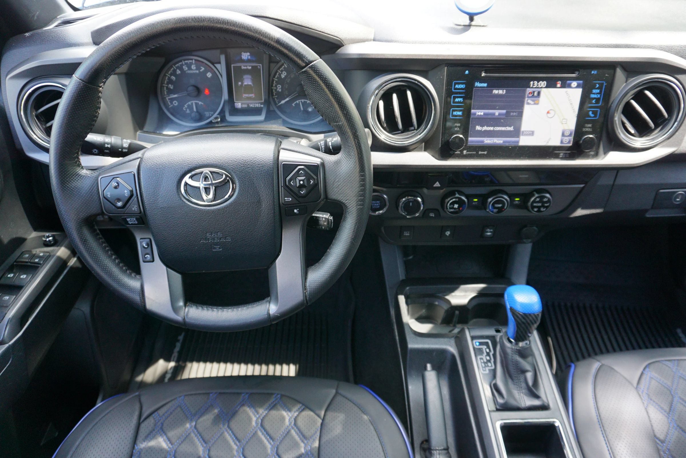 Used 2017 Toyota Tacoma TRD Sport w/ Tow Package (A/T) AWD/4WD image 20