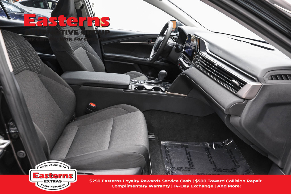 Used 2026 Toyota Camry LE FWD image 25